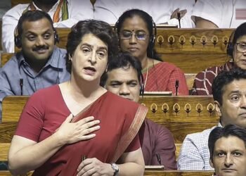 ಆಪರೇಷನ್ ಸಿಂಧೂರ | ಸೇನೆ ದೇಶಕ್ಕಾಗಿ ಹೋರಾಡಿದೆ, ಕ್ರೇಡಿಟ್ ಮೋದಿ ಬಯಸುತ್ತಿದ್ದಾರೆ : ಸಂಸದೆ ಪ್ರಿಯಾಂಕಾ ಗಾಂಧಿ