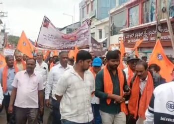 ಧರ್ಮಸ್ಥಳ ಪ್ರಕರಣ : ಅಪಪ್ರಚಾರಕ್ಕೆ ಸೂಕ್ತ ಕ್ರಮ ವಹಿಸುವಂತೆ ರಾಜ್ಯಾದ್ಯಂತ ಭಕ್ತರಿಂದ ಬೃಹತ್ ಪ್ರತಿಭಟನೆ