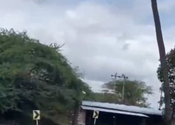 ಮಳೆ ಆವಂತರ, ಶಾಲೆ ಕೋಠಡಿಗೆ ನುಗ್ಗಿದ ಮಳೆ ನೀರು