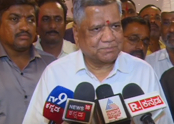 ಸಿದ್ದರಾಮಯ್ಯ ಅಲ್ಪಸಂಖ್ಯಾತರವಾದಿ : ಜಗದೀಶ್ ಶೆಟ್ಟರ್ ಆಕ್ರೋಶ