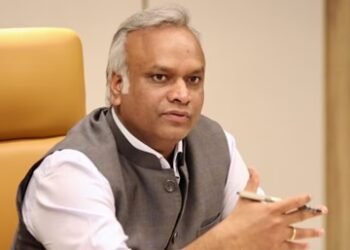 ಆನ್ಲೈನ್‌ ಕೌನ್ಸಿಲಿಂಗ್‌ ಮೂಲಕ 1,300 ನೌಕರರ ವರ್ಗಾವಣೆ : ಪ್ರಿಯಾಂಕ್‌ ಖರ್ಗೆ