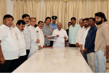 ರಾಜ್ಯಪಾಲರ ಭೇಟಿ ಮಾಡಿದ ರೆಬೆಲ್ಸ್‌ ಟೀಮ್