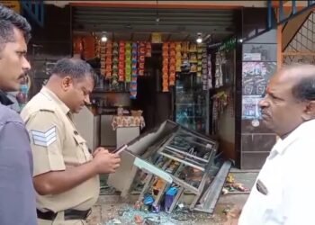 ಬನ್ನೇರುಘಟ್ಟ | ಬೇಕರಿಯ ಮೇಲೆ ರೌಡಿಗಳ ಅಟ್ಟಹಾಸ