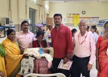 ಹೆತ್ತ ಮಗುವನ್ನು ಸಾಂತ್ವನ ಕೇಂದ್ರಕ್ಕೆ ಒಪ್ಪಿಸಿದ ತಂದೆ ತಾಯಿ : ಕರುಣಾಜನಕ ಘಟನೆ