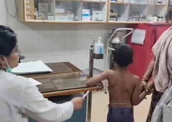 ವಿದ್ಯಾರ್ಥಿಯನ್ನು ಥಳಿಸಿದ ಶಿಕ್ಷಕಿ | ಪೋಷಕರ ಕಣ್ಣೀರು