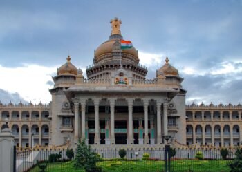 ಮುಂಗಾರು ಅಧಿವೇಶನ : ಸರ್ಕಾರ V/s ಕಮಲ, ದಳ ಕಲಹ !?