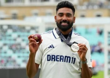 ಮಟನ್ ನಲ್ಲಿ ಮೂಳೆಯ ಬಿರಿಯಾನಿ ಮತ್ತು ಪಾಯಾ: ಮೊಹಮ್ಮದ್ ಸಿರಾಜ್ ಯಶಸ್ಸಿನ ಹಿಂದಿನ ರಹಸ್ಯ ಬಿಚ್ಚಿಟ್ಟ ಮಾಜಿ ನಾಯಕ ಅಜರುದ್ದೀನ್!