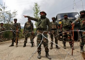 ಗಡಿಯಲ್ಲಿ ಮತ್ತೆ ಪಾಕ್ ಕ್ಯಾತೆ: ಗುಂಡಿನ ಚಕಮಕಿಯಲ್ಲಿ ಭಾರತೀಯ ಯೋಧ ಹುತಾತ್ಮ