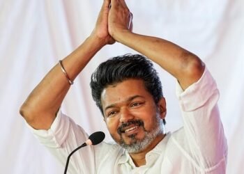 “ಇದು ಫ್ಯಾಸಿಸ್ಟ್ ಡಿಎಂಕೆ ಸರ್ಕಾರ”: ಪೌರಕಾರ್ಮಿಕರ ಬಂಧನಕ್ಕೆ ನಟ ವಿಜಯ್ ತೀವ್ರ ಖಂಡನೆ