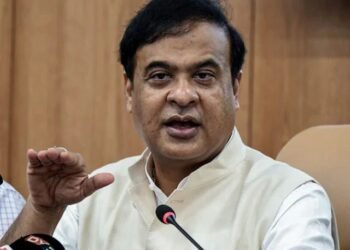 ಅಕ್ರಮ ವಲಸೆ ತಡೆಗೆ ಅಸ್ಸಾಂ ಸರ್ಕಾರದ ಬ್ರಹ್ಮಾಸ್ತ್ರ: ವಯಸ್ಕರಿಗೆ ಆಧಾರ್ ಕಾರ್ಡ್ ವಿತರಣೆ ಸ್ಥಗಿತ