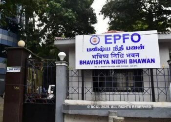 ಬಿಗ್ ನ್ಯೂಸ್: ಇಪಿಎಫ್ಒ ಪರಿಹಾರ ನಿಧಿ ಮೊತ್ತ 15 ಲಕ್ಷ ರೂಪಾಯಿಗೆ ಏರಿಕೆ
