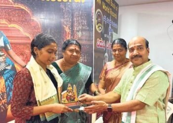 ಭರತನಾಟ್ಯ : ಗೋಲ್ಡನ್ ಬುಕ್ ಆಫ್ ವರ್ಲ್ಡ್ ರೆಕಾರ್ಡ್ ಮುರಿದ ವಿದುಷಿ ದೀಕ್ಷಾ !