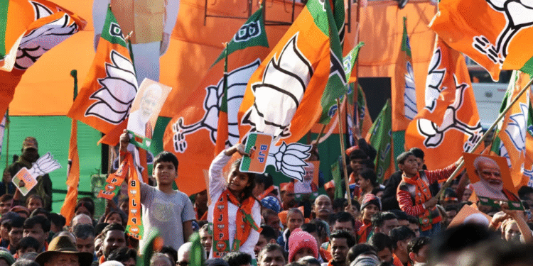 “ಧರ್ಮದ ಉಳಿವಿಗೆ ಧರ್ಮ ಯುದ್ಧ” : ಜಯನಗರ ಶಾಸಕ ಸಿಕೆ ರಾಮಮೂರ್ತಿ ನೇತೃತ್ವದಲ್ಲಿ ಧರ್ಮಸ್ಥಳಕ್ಕೆ ಪಾದಯಾತ್ರೆ