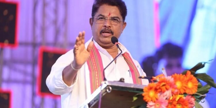 ಧರ್ಮಸ್ಥಳ ಪ್ರಕರಣ | ಸಾಕ್ಷಿ ದೂರುದಾರನ ಹೆಸರು ಬಹಿರಂಗಪಡಿಸಿದ ಆರ್. ಅಶೋಕ್‌