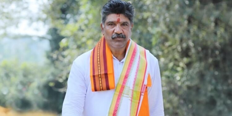 ಧರ್ಮಸ್ಥಳ ಪ್ರಕರಣ | ಚಿನ್ನಯ್ಯನ ಸಮ್ಮುಖದಲ್ಲೇ ತಿಮರೋಡಿ ಮನೆಯಲ್ಲಿ ಎಸ್.ಐ.ಟಿ ಶೋಧ !