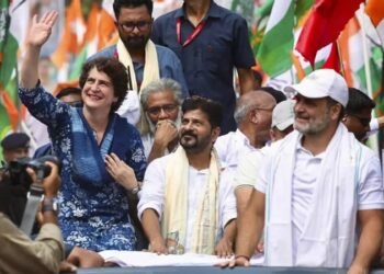 ಓಟರ್‌ ಅಧಿಕಾರ್‌ ಯಾತ್ರೆ | ರಾಹುಲ್‌ ಗೆ ಪ್ರಿಯಾಂಕಾ ಸಾಥ್‌ !