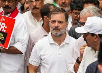 ಪ್ರತಿ ಭಾರತೀಯನ ಮತದಾನದ ಹಕ್ಕಿಗಾಗಿ ಹೋರಾಟ : ರಾಹುಲ್‌ ಗಾಂಧಿ