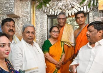 ಬಾನು ಮುಷ್ತಾಕ್ ದಸರಾ ಉದ್ಘಾಟಿಸಿದ್ದನ್ನು ವಿರೋಧಿಸುವವರು ಮೂರ್ಖರು-ಸಿಎಂ