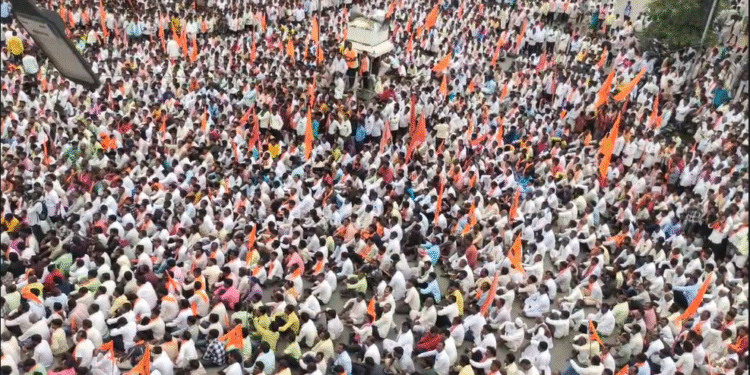 ವಿವಿಧ ಬೇಡಿಕೆಗಳ ಈಡೇರಿಕೆಗೆ ಒತ್ತಾಯಿಸಿ ಕೋಲಿ ಸಮಾಜದಿಂದ ಪ್ರತಿಭಟನೆ !