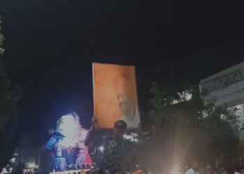 ಗಣಪತಿ ಶೋಭಾಯಾತ್ರೆಯಲ್ಲಿ ಯತ್ನಾಳ್ ಭಾವಚಿತ್ರ