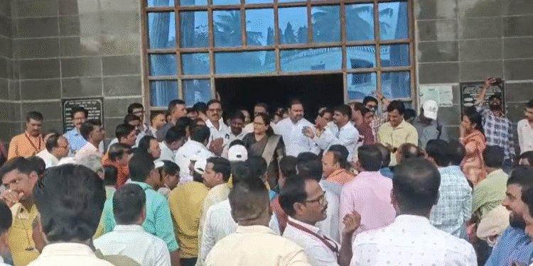 ಹಾವೇರಿ : ಸಾಮಾಜಿಕ, ಶೈಕ್ಷಣಿಕ ಜಾತಿ ಗಣತಿ ಮಾಡಲು ಶಿಕ್ಷಕರು ಹಿಂದೇಟು !