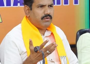 ಬ್ಯಾಲೆಟ್ ಪೇಪರ್ ಜಾರಿಗೆ ತರುವುದು ಮೂರ್ಖತನದ ಪರಮಾವಧಿ: ವಿಜಯೇಂದ್ರ