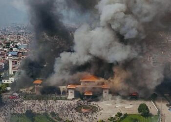 ಚಳವಳಿಯ ಹೆಸರಿನಲ್ಲಿ ಲೂಟಿ, ದಾಳಿ ಸಹಿಸಲ್ಲ: ಪ್ರತಿಭಟನಾಕಾರರಿಗೆ ನೇಪಾಳ ಸೇನೆ ಎಚ್ಚರಿಕೆ