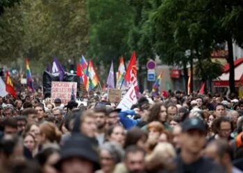 ಫ್ರಾನ್ಸ್‌ನಲ್ಲಿ ಸರ್ಕಾರದ ವಿರುದ್ಧ ಜನಾಕ್ರೋಶ | 200 ಮಂದಿ ಬಂಧನ