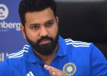 “ನಾನು ಮತ್ತೆ ಬಂದಿದ್ದೇನೆ”: ಏಕದಿನ ನಿವೃತ್ತಿ ಚರ್ಚೆಗೆ ತೆರೆ ಎಳೆದ ರೋಹಿತ್ ಶರ್ಮಾ!