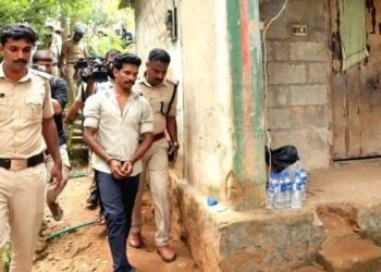 ಕೇರಳದಲ್ಲಿ ಘೋರ ಕೃತ್ಯ: ಇಬ್ಬರು ಯುವಕರನ್ನು ಮನೆಗೆ ಕರೆದು ಚಿತ್ರಹಿಂಸೆ ನೀಡಿ, ಖಾಸಗಿ ಅಂಗಗಳಿಗೆ ಸ್ಟೇಪಲ್ ಮಾಡಿದ ದಂಪತಿ