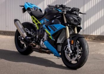 2025ರ ಬಿಎಂಡಬ್ಲ್ಯು S 1000 R ಸೂಪರ್ಬೈಕ್ ಭಾರತದಲ್ಲಿ ಬಿಡುಗಡೆ: ಬೆಲೆ ಮತ್ತಿತರ ಮಾಹಿತಿ ಇಲ್ಲಿದೆ