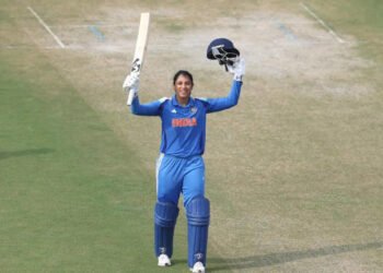 ದಾಖಲೆಗಳ ಸರದಾರ ಸ್ಮೃತಿ ಮಂಧಾನ: ಸ್ಫೋಟಕ ಶತಕದೊಂದಿಗೆ ವಿಶ್ವದಾಖಲೆ ಸರಿಗಟ್ಟಿದ ಭಾರತದ ತಾರೆ