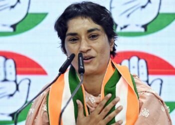 ದಸರಾ ಕ್ರೀಡಾಕೂಟಕ್ಕೆ ಕುಸ್ತಿಪಟು, ರಾಜಕಾರಣಿ ವಿನೇಶ್ ಫೋಗಟ್ ಚಾಲನೆ