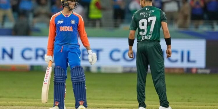 ರೌಫ್ 'ಆಟ'ಕ್ಕೆ ಬಿತ್ತು ದಂಡ, ಫರ್ಹಾನ್ 'ಗನ್'ಗೆ ಸಿಕ್ತು ವಾರ್ನಿಂಗ್!