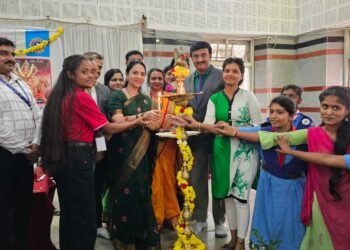 ತಪ್ಪುಗಳನ್ನು ಪ್ರಶ್ನಿಸುವ ಗುಣ ರೂಢಿಸಿಕೊಳ್ಳುವುದು ಮುಖ್ಯ : ನಾಗಲಕ್ಷ್ಮೀ ಚೌಧರಿ