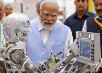 ‘ವ್ಯೋಮಮಿತ್ರ’: ಗಗನಯಾನದಲ್ಲಿ ಇಸ್ರೋದ ‘ಬಾಹ್ಯಾಕಾಶ ಗೆಳತಿ’ಯ ಕಾರ್ಯವೇನು?