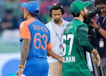 ಏಷ್ಯಾಕಪ್ ಫೈನಲ್ನಲ್ಲಿ ಮತ್ತೊಂದು ಹೈಡ್ರಾಮಾ: ರವಿ ಶಾಸ್ತ್ರಿ ಜೊತೆ ಮಾತನಾಡಲು ನಿರಾಕರಿಸಿದ ಪಾಕ್ ನಾಯಕ