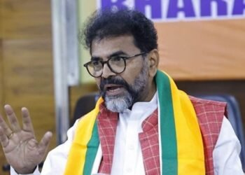 ಕಾಂಗ್ರೆಸ್‌ ನಲ್ಲಿ ಬ್ಯಾಲೆಟ್‌ ಬಾಕ್ಸ್‌ ಗಳನ್ನೇ ಕಳ್ಳತನ ಮಾಡಲಾಗಿದೆ : ಛಲವಾದಿ ಟೀಕೆ