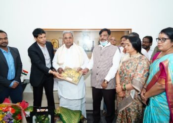 ಮೈಸೂರು ದಸರಾ | ಸಿಎಂ, ಡಿಸಿಎಂಗೆ ಜಿಲ್ಲಾಡಳಿತದಿಂದ ಆಹ್ವಾನ