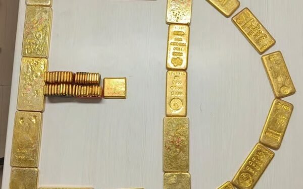 ಬೆಟ್ಟಿಂಗ್‌ ಪ್ರಕರಣ | ಪಪ್ಪಿ ಲಾಕರ್‌ ನಲ್ಲಿ ಚಿನ್ನ ಲೇಪಿತ ಬೆಳ್ಳಿ ಬಿಸ್ಕತ್‌ ಗಳು ಪತ್ತೆ !