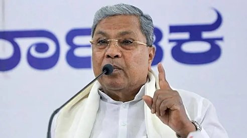 ಕಲ್ಲು ತೂರಾಟ ಪ್ರಕರಣ | ಜಾತಿ, ಧರ್ಮ, ಪಕ್ಷಾತೀತವಾಗಿ ತಪ್ಪಿತಸ್ಥರಿಗೆ ಕ್ರಮ : ಸಿದ್ದರಾಮಯ್ಯ ಸ್ಪಷ್ಟೋಕ್ತಿ