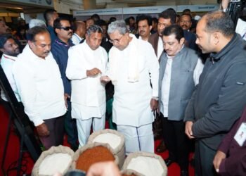 ಕಾಳಸಂತೆಯಲ್ಲಿ ʼಅನ್ನಭಾಗ್ಯʼ ಅಕ್ಕಿ ಮಾರಾಟ ಮಾಡಿದರೆ ಕಠಿಣ ಕ್ರಮ ತೆಗೆದುಕೊಳ್ಳಲಾಗುವುದು: ಸಿಎಂ ಸಿದ್ದರಾಮಯ್ಯ ಎಚ್ಚರಿಕೆ!