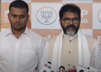 ಸಿಎಂ ಡಿನ್ನರ್ ಮೀಟಿಂಗ್ ಸಿದ್ದರಾಮಯ್ಯ ಅಧಿಕಾರ ಅಂತ್ಯದ ಮುನ್ಸೂಚನೆಯಾ?: ಛಲವಾದಿ ಪ್ರಶ್ನೆ!