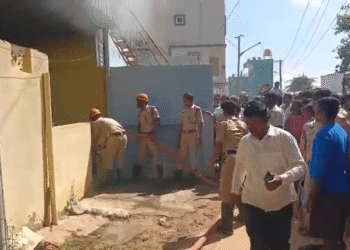 ಕೋಲಾರ | ಅಡುಗೆ ಮಾಡಲು ಗ್ಯಾಸ್ ಹಚ್ಚಿದ ವೇಳೆ ಸಿಲಿಂಡರ್ ಸ್ಪೋಟ