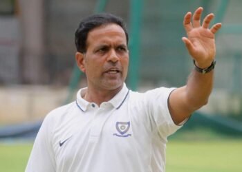 ಕೆಐಎಎಲ್ ಏರ್ಪೋಟ್ ರಸ್ತೆಯಲ್ಲಿ ಬೆಳಗಿನ ಜಾವ ಟ್ರಾಫಿಕ್ ಜಾಮ್ | ಎಕ್ಸ್ನಲ್ಲಿ ಕ್ರಿಕೆಟರ್ ಸುನೀಲ್ ಜೋಶಿ ಆಕ್ರೋಶ