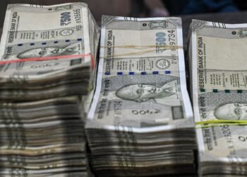 ದೇಶದ ಜನರಿಗೆ 67 ಸಾವಿರ ಕೋಟಿ ರೂ. ನೀಡಲಿದೆ RBI: ಆದ್ರೆ ಕಂಡಿಷನ್ಸ್ ಅಪ್ಲೈ