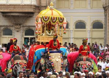 ಮೈಸೂರಿನಲ್ಲಿ ಕಳೆಗಟ್ಟಿದ ದಸರಾ ಸಂಭ್ರಮ – ವಿಶ್ವವಿಖ್ಯಾತ ಜಂಬೂಸವಾರಿಗೆ ಕ್ಷಣಗಣನೆ ಶುರು!