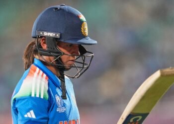 ಆಸ್ಟ್ರೇಲಿಯಾ ವಿರುದ್ಧ ಭಾರತಕ್ಕೆ ಹೀನಾಯ ಸೋಲು – ನಾಯಕಿ ಹರ್ಮನ್‌ಪ್ರೀತ್ ವಿರುದ್ಧ ಫ್ಯಾನ್ಸ್‌ ಆಕ್ರೋಶ!