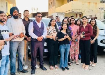 ಉದ್ಯೋಗಿಗಳಿಗೆ ಭರ್ಜರಿ ದೀಪಾವಳಿ ಗಿಫ್ಟ್ – ಲಕ್ಸುರಿ ಕಾರುಗಳನ್ನೇ ನೀಡಿ ಹೃದಯ ಶ್ರೀಮಂತಿಕೆ ಮೆರೆದ ಉದ್ಯಮಿ ಎಂ.ಕೆ. ಭಾಟಿಯಾ!