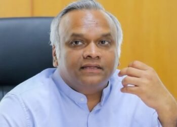 ರಸ್ತೆ, ಮೈದಾನಗಳಲ್ಲಿ ನಮಾಜ್ ಮಾಡೋರು ಪರ್ಮಿಷನ್ ತಗೋಬೇಕು : ಪ್ರಿಯಾಂಕ್ ಖರ್ಗೆ!
